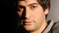 بازیگر «به کجا چنین شتابان» در حال گوش دادن به نغمه هستی