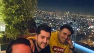 علیرضا تلیسچی و دوستانش در رستوران + عکس