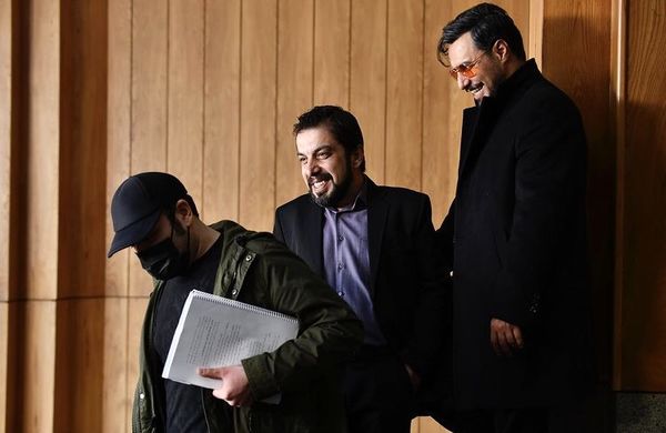 خوش و بش زخم کاری ها در پشت صحنه + عکس