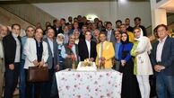 سورپرایز هنرمند سینما در جشن تولد ۶۸ سالگی‌اش+عکس
