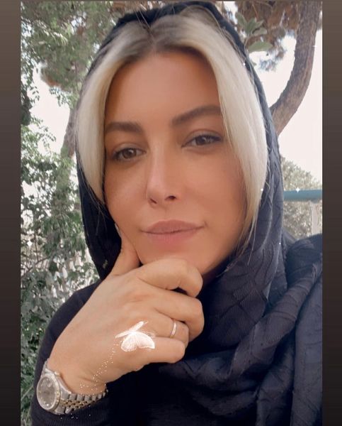 سلفی فریبا نادری در طبیعت + عکس