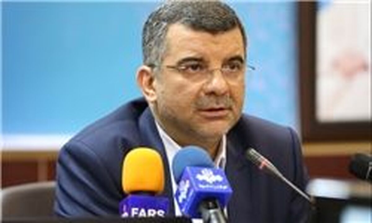 حریرچی: همکاری مغازه‌ها برای تعطیلی در ساعت ۱۸ برای روز اول خوب بود
