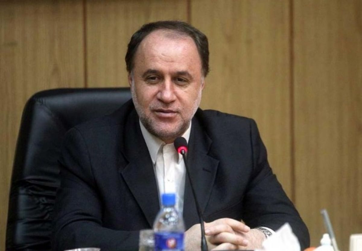 همتی: دولت هیچ نقشی در افزایش قیمت ارز ندارد/ امیدی به کانال اروپا نداریم