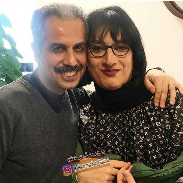 ارژنگ امیرفضلی با گریمی متفاوت در آغوش بازیگر مشهور + عکس