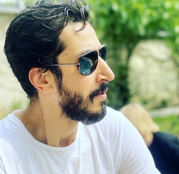 بهرام افشاری با تیپی ساده + عکس