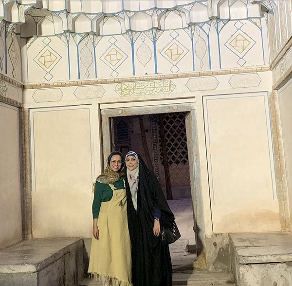 مژده لواسانی و دوستش در سفر + عکس