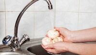 5 ماده غذایی که قبل از پخت به هیچ وجه نباید شست !