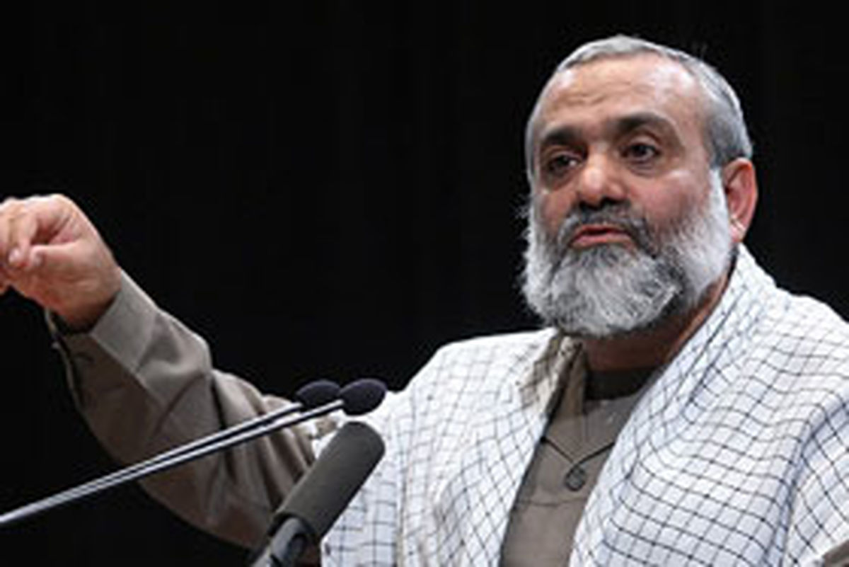 بگذار گزینه نظامی آنقدر روی میز بماند تا بخشکد!