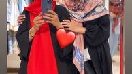 سوگل طهماسبی و دوستش در یک مزون + عکس
