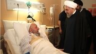 روحانی از آیت‌الله نور مفیدی عیادت کرد