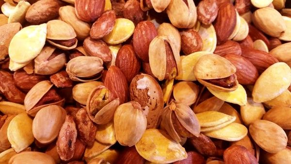 قیمت انواع آجیل مخلوط در بازار شب عید + جدول
