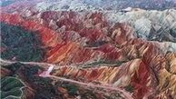 کوه‌های رنگی از جاذبه های گردشگری در چین +تصاویر