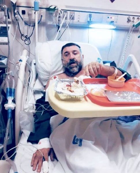 عکس لو رفته از روزهای بستری علی انصاریان در بیمارستان + عکس