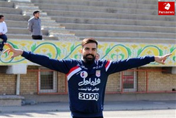عشوری به مصاف استقلال می رود؟