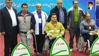 قهرمانی که با لباس آتش نشانی بر سکو رفت