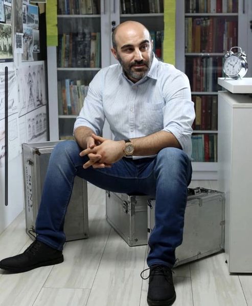 آقا نقی معمولی با ظاهری متفاوت + عکس