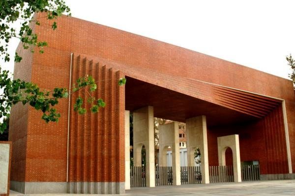 دانشگاه شریف دانشجو ارشد بدون کنکور پذیرش می کند