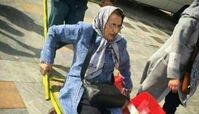تصویری متفاوت از پوران شریعت رضوی در نمایشگاه کتاب + عکس