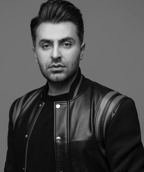 تیپ چرمی طور علیرضا تلیسچی + عکس
