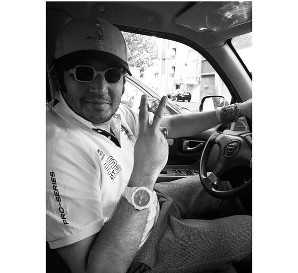مهران رنجبر در ماشین شخصی اش + عکس