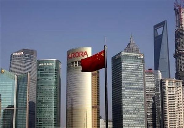 ضربه شدید کرونا و سیل به اقتصاد چین !