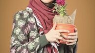 نازنین بیاتی با گلدانی زیبا + عکس