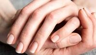 خطراتی که پس از کاشت ناخن شما را تهدید می‌کند