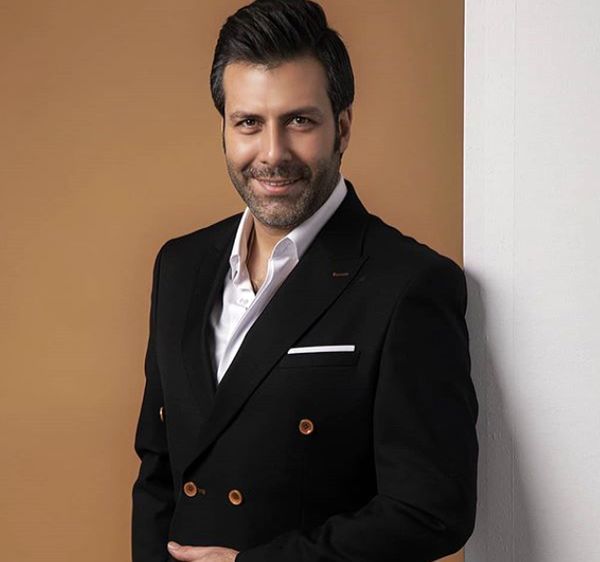 مجید واشقانی با کت و شلوار رسمی + عکس