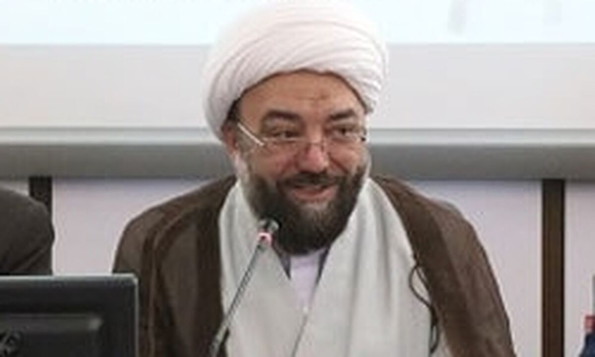 نگاه کارمندی به «معلم» رابطه عاطفی را از بین می‌برد