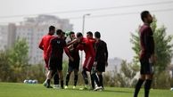 کتک خوردن بیرانوند و مظاهری توسط بازیکنان تیم ملی/عکس