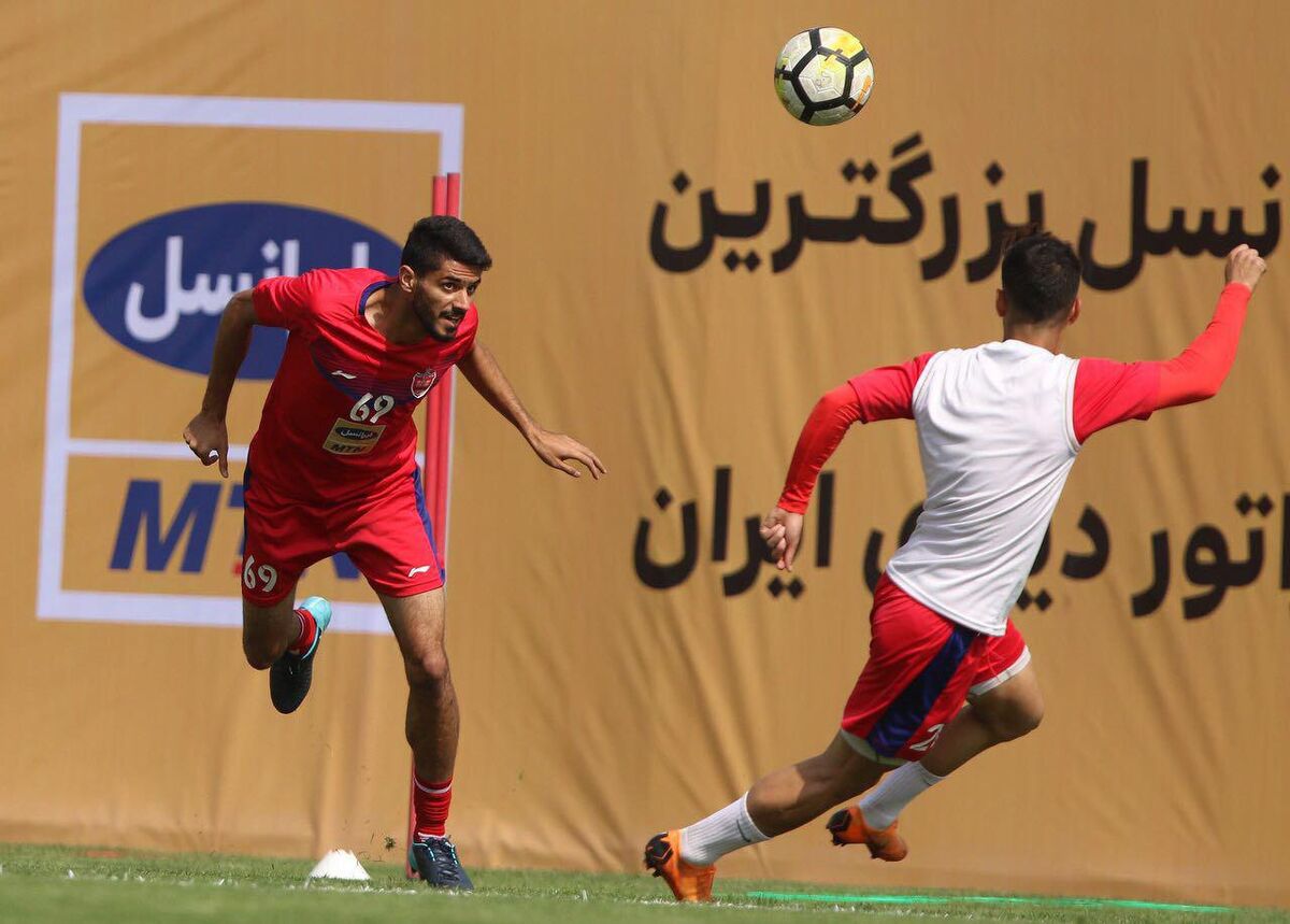 تابلوی اشتباه ممنوع مقابل شایان مصلح!