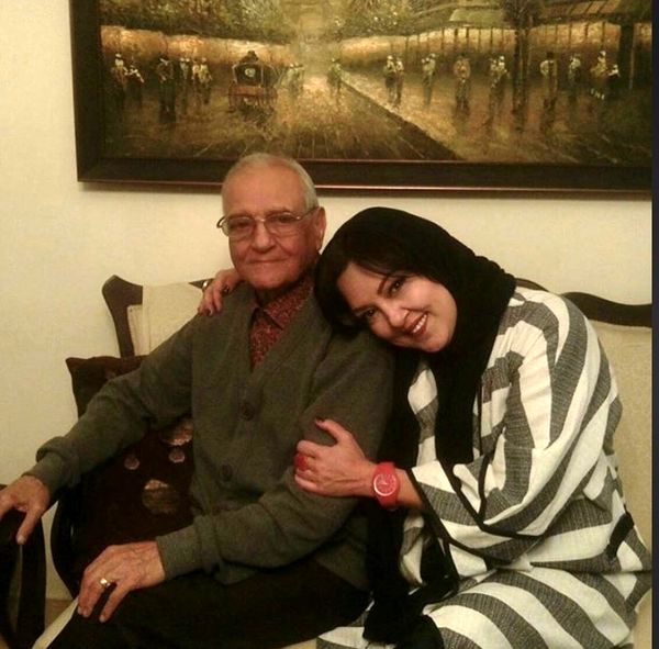 پرستو گلستانی در آغوش پدرش + عکس