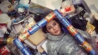 عکس عجیب شیدا یوسفی با زباله ها