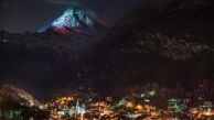 نمایش پرچم کشورهای درگیر کرونا بر بلندای آلپ + عکس