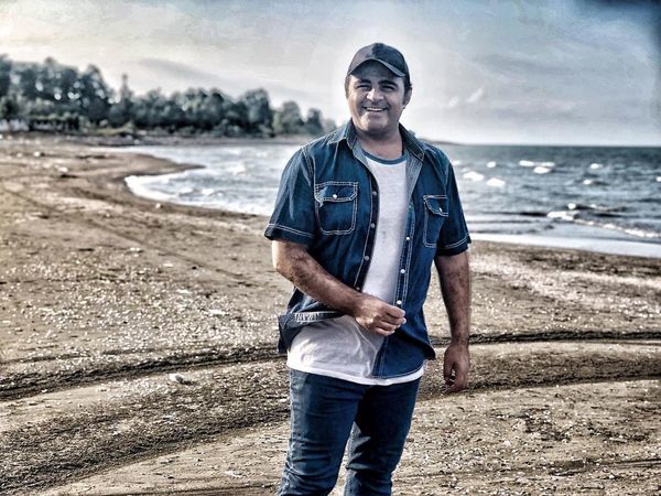 تیپ لب دریایی رضا مولایی + عکس