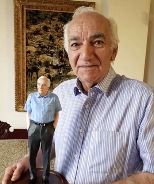 مجسمه زیبای رضا بنفشه خواه + عکس