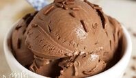 طرز تهیه بستنی شکلاتی خوشمزه و مخصوص به روش بازاری