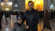 پویا امینی و‌پسرش در زیارت + عکس
