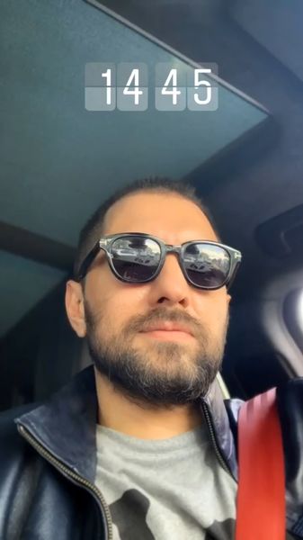 بهرام رادان در ماشینش + عکس