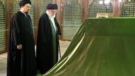 رهبر انقلاب در مرقد مطهر امام راحل و گلزار شهدای بهشت زهرا حضور یافت