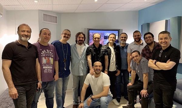 سعید شیخ زاده در بین دوستانش + عکس