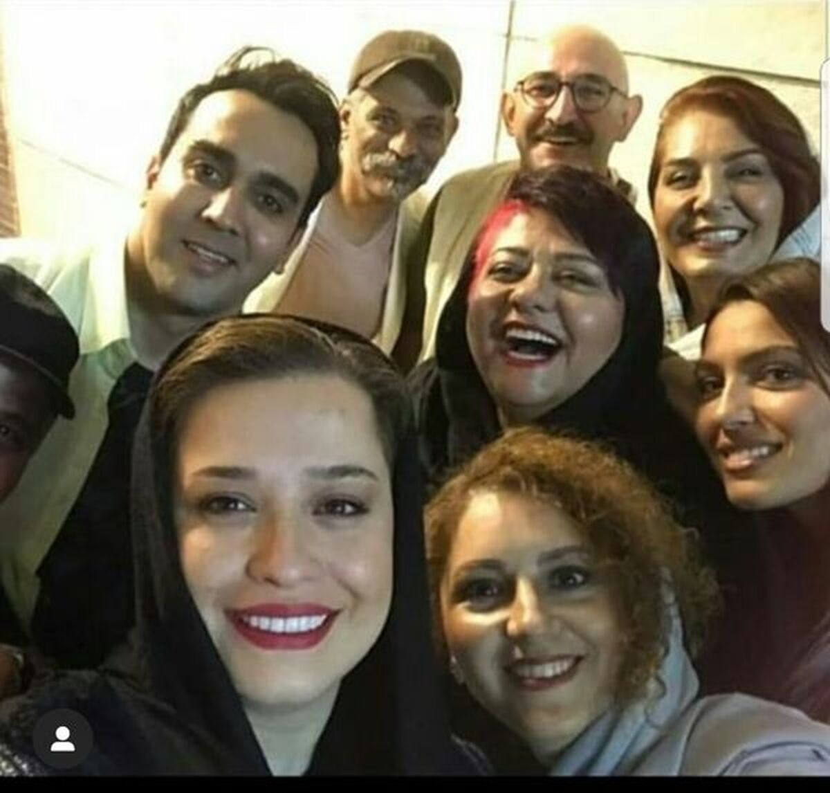 خانم بازیگر پرجنجال از خارج برگشته +عکس