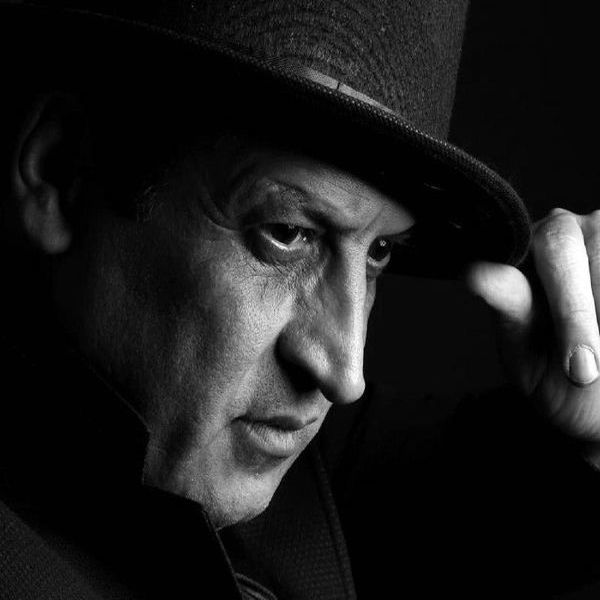 ژست آتلیه ای بهمن هاشی + عکس