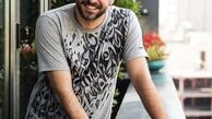تی شرت خطاطی شده علی ضیا + عکس