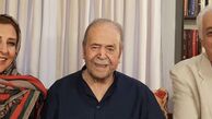 مرجانه گلچین در کنار پدر سالار