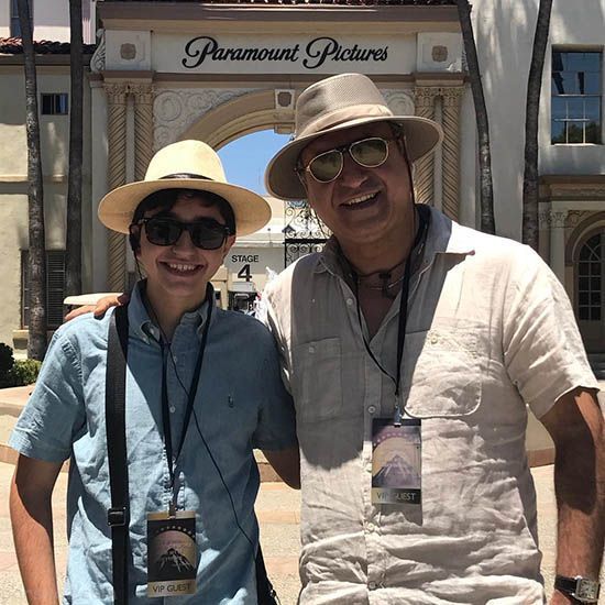 حمید فرخ نژاد و پسرش در خارج از کشور + عکس