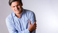 نشانه های بیماری قلبی که خیلی از افراد جدی نمیگیرند