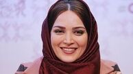 بوسه از ته دل «بهنوش طباطبایی» برصورت بازیگر برنده سیمرغ جشنواره/ عکس