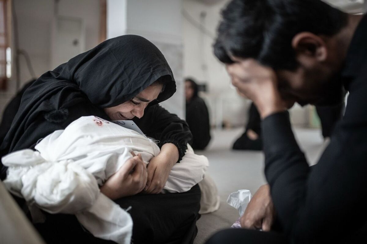 کشف ۶۲ قطعه از پیکر شهدای دانش&zwnj;آموز میناب؛ ماکان همچنان مفقودالاثر است