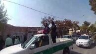 متهم جانی یک دختر در سطح شهر گردانده شد!